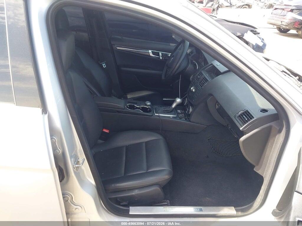 WDDGF54X89R068398 2009 MERCEDES-BENZ C 300 photo no. 5