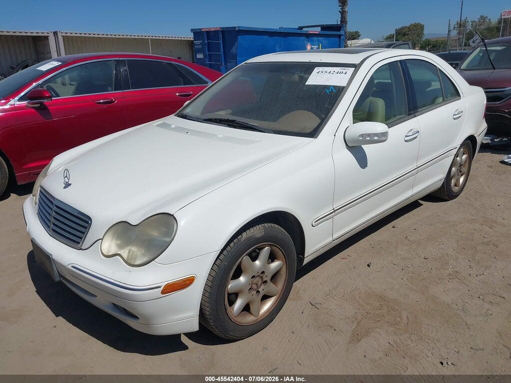 WDBRF61J53E012876 2003 MERCEDES-BENZ C 240 photo no. 2