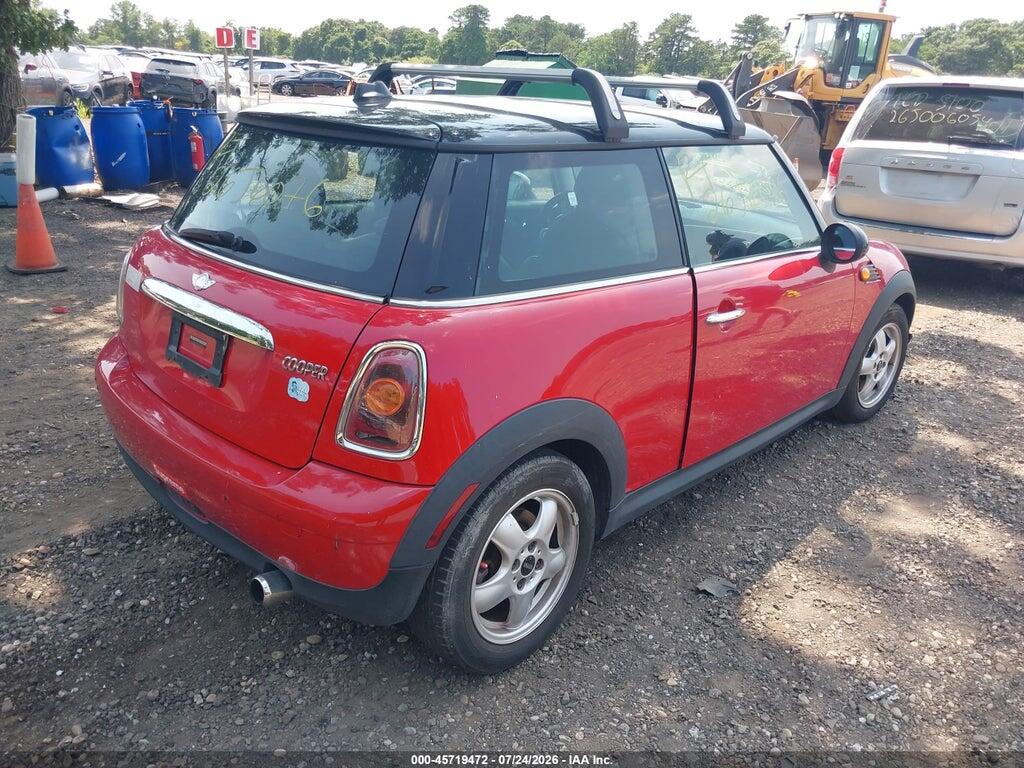 WMWMF33509TU70059 2009 MINI COOPER photo no. 4