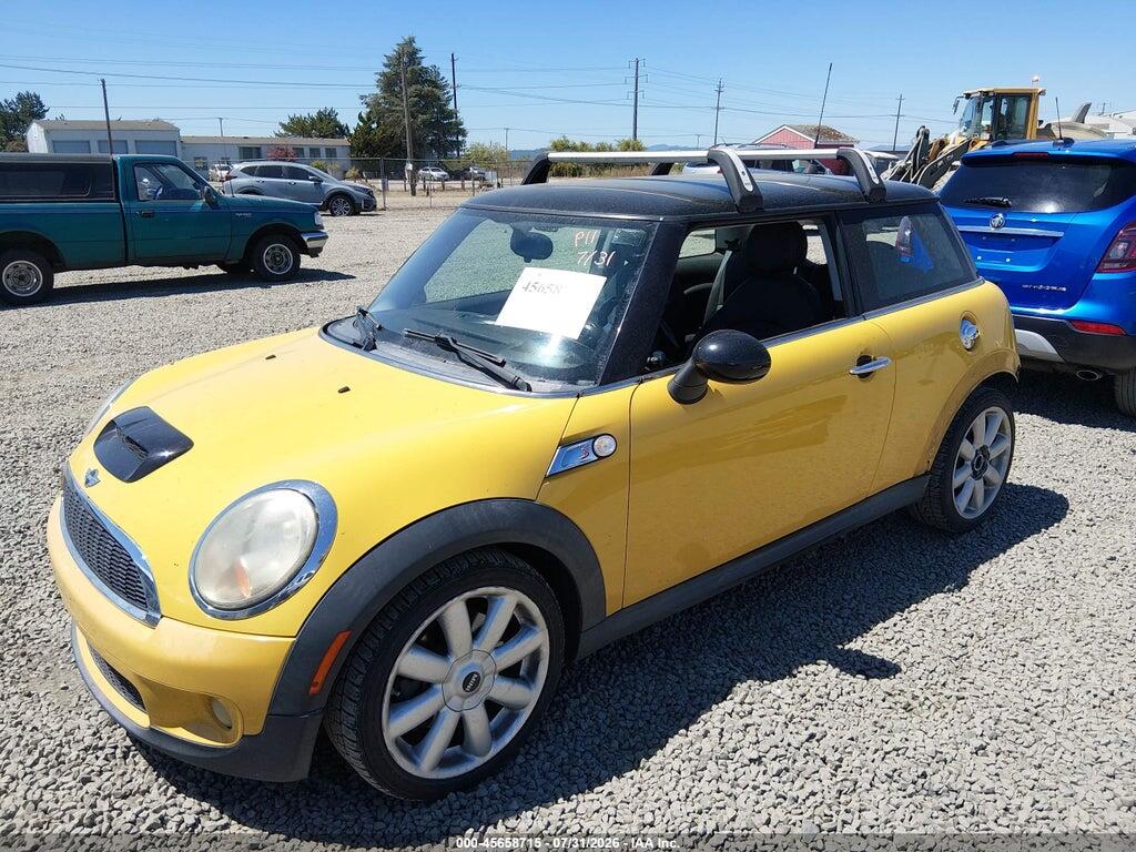 WMWMF73579TW87728 2009 MINI COOPER S photo no. 2