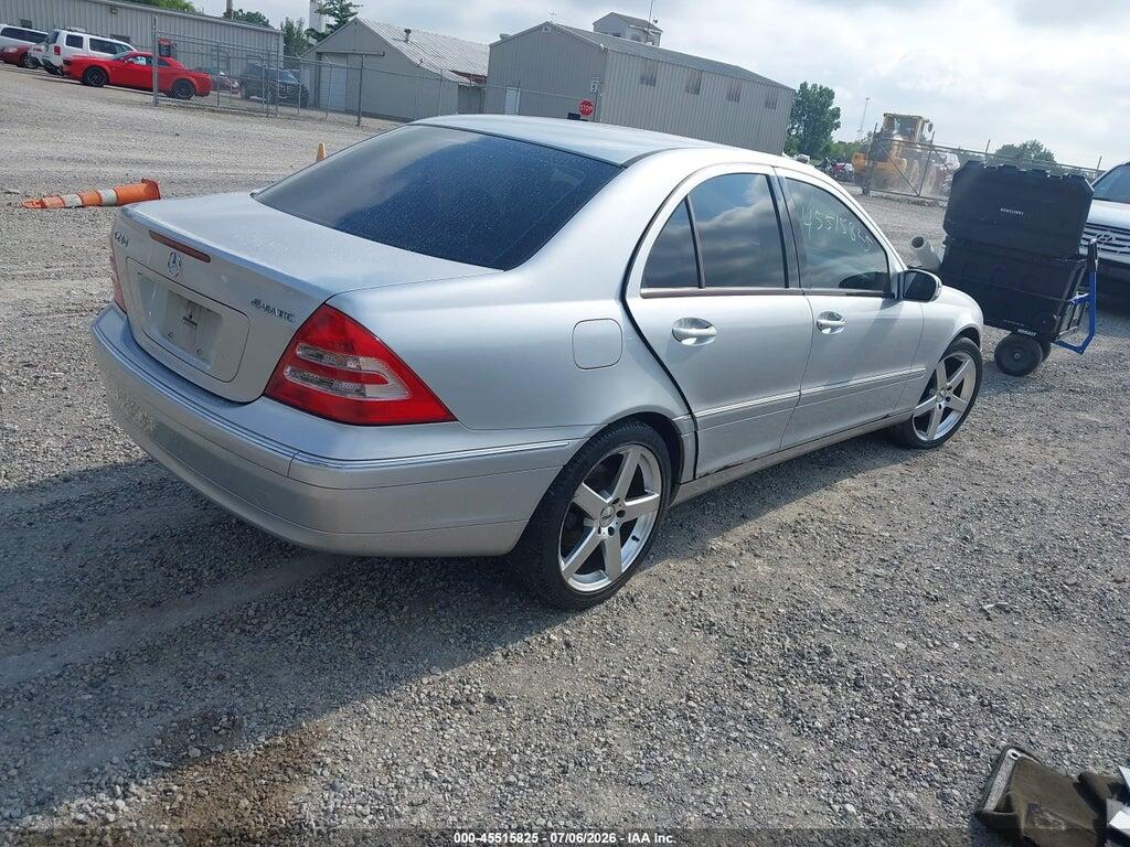 WDBRF81JX3F376863 2003 MERCEDES-BENZ C photo no. 4