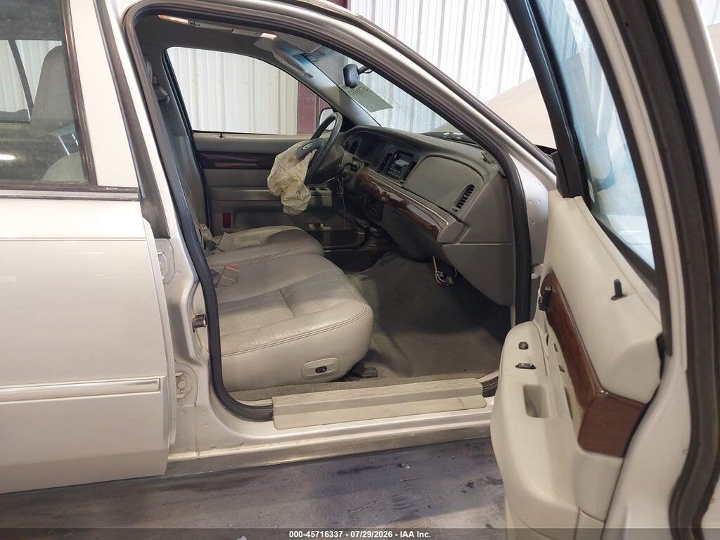 2MEFM75W33X671624 2003 MERCURY GRAND MARQUIS photo no. 5