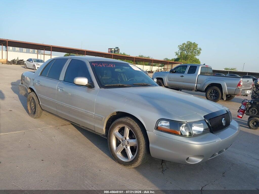 2MEHM75V83X692825 2003 MERCURY MARAUDER photo no. 1