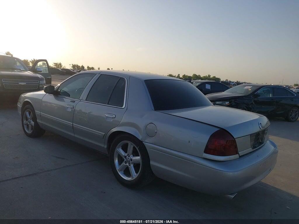2MEHM75V83X692825 2003 MERCURY MARAUDER photo no. 3