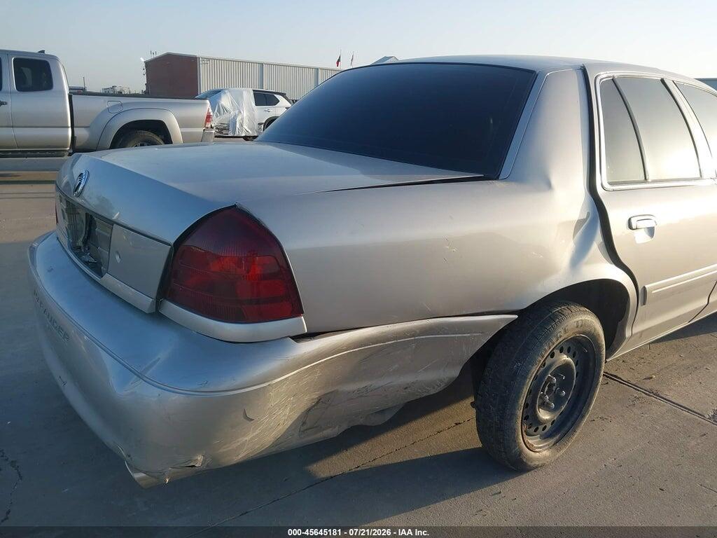 2MEHM75V83X692825 2003 MERCURY MARAUDER photo no. 6