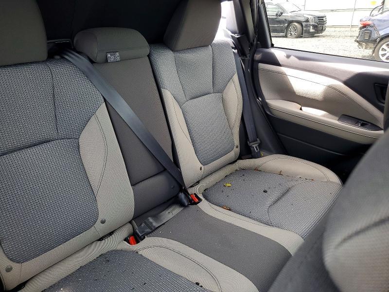 2025 SUBARU FORESTER PREMIUM — Фото 10 из 12