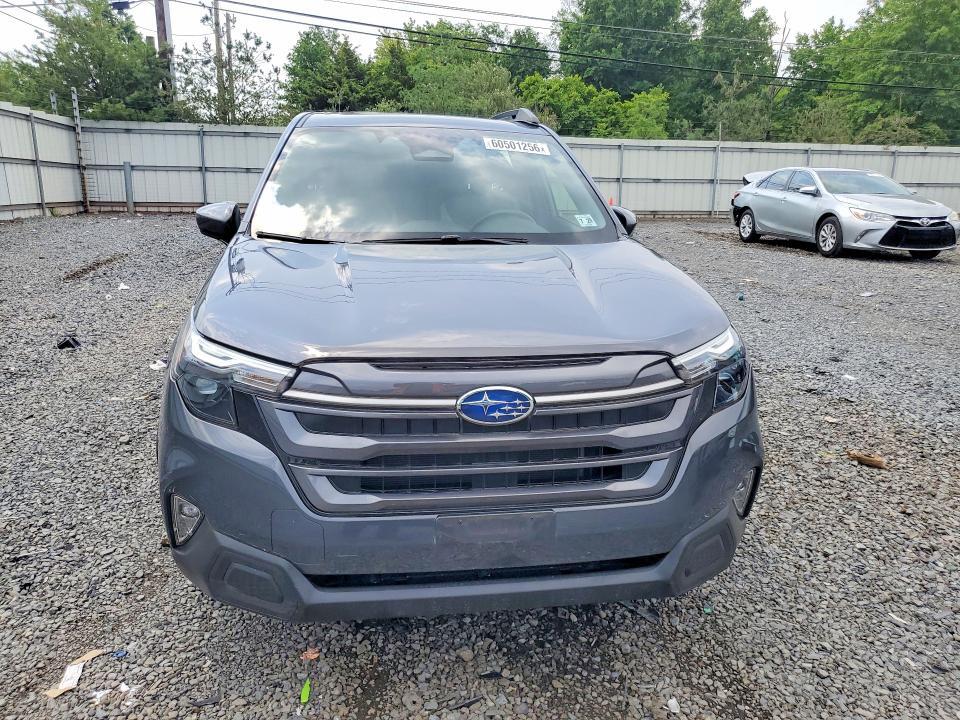 2025 SUBARU FORESTER PREMIUM — Фото 5 из 12