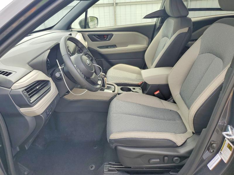 2025 SUBARU FORESTER PREMIUM — Фото 7 из 12