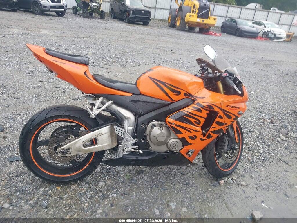 JH2PC37096M309925 2006 HONDA CBR600 photo no. 12