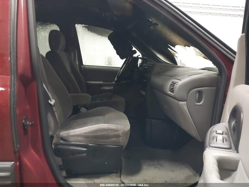1GMDV13E83D197072 2003 PONTIAC MONTANA photo no. 5