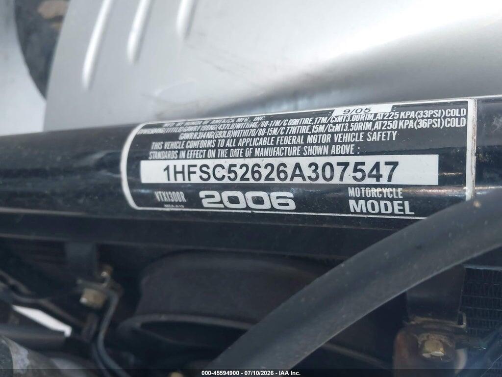 1HFSC52626A307547 2006 HONDA VTX1300 photo no. 10