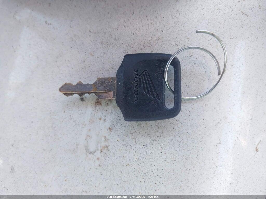 1HFSC52626A307547 2006 HONDA VTX1300 photo no. 11