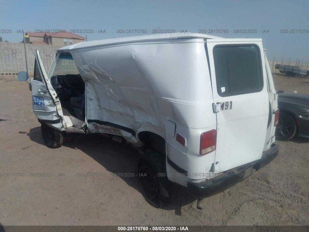 1GCDG15Z3RF147725 1994 CHEVROLET G10 photo no. 3