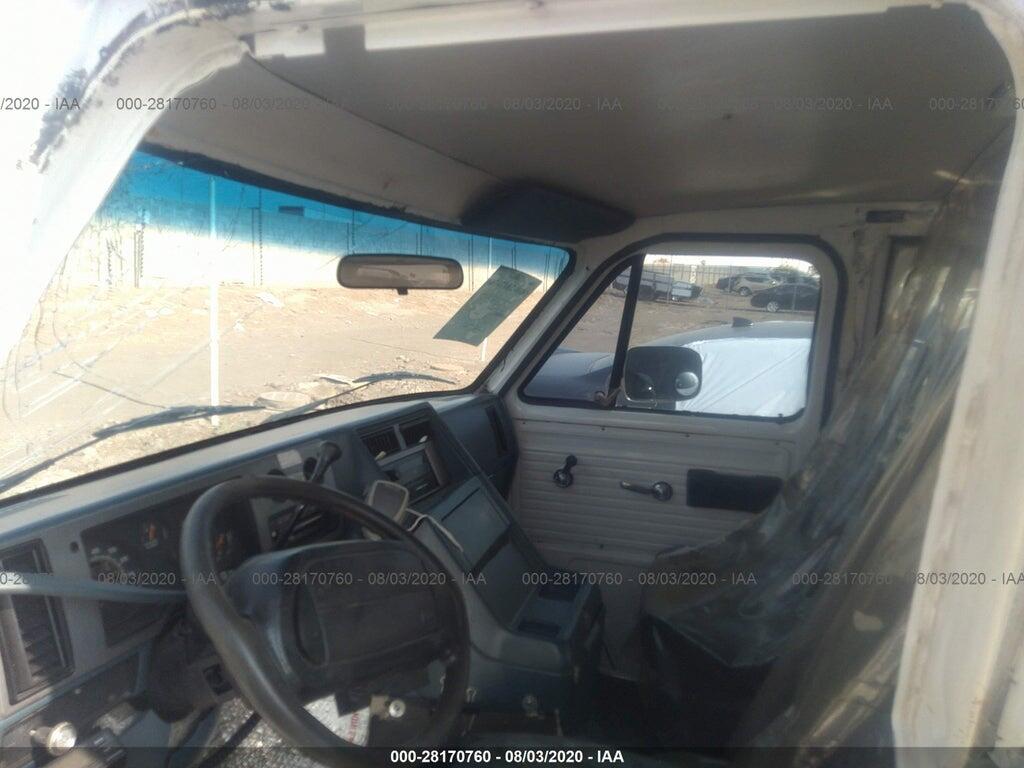 1GCDG15Z3RF147725 1994 CHEVROLET G10 photo no. 5