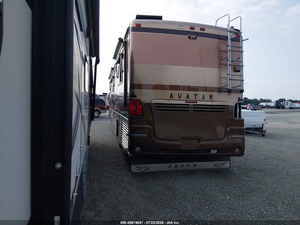 4VZBN24983C044330 2003 SPARTAN MOTORS MOTORHOME photo no. 3