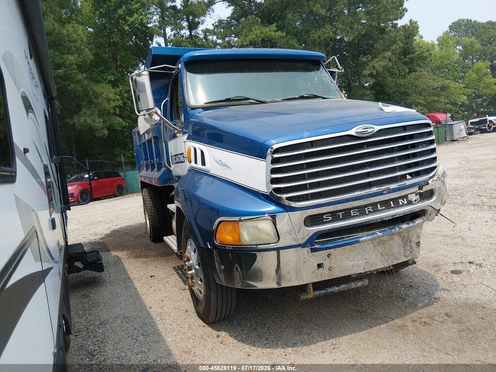 2FWBA2AN03AL07270 2003 STERLING TRUCK A photo no. 1