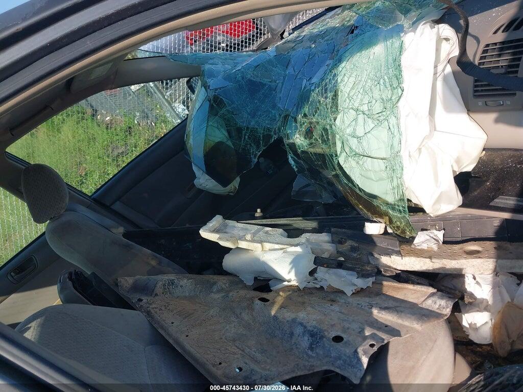 4T1BE32K63U765846 2003 TOYOTA CAMRY photo no. 5