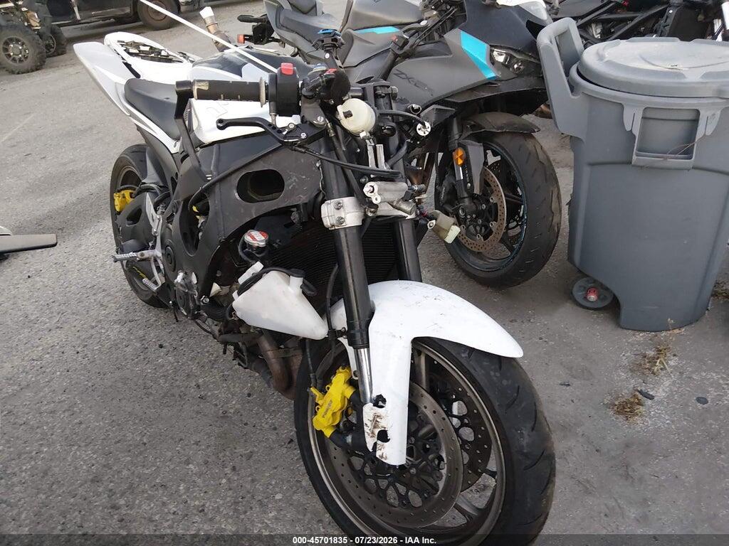 2009 SUZUKI GSX-R750 JS1GR7LAX92100846