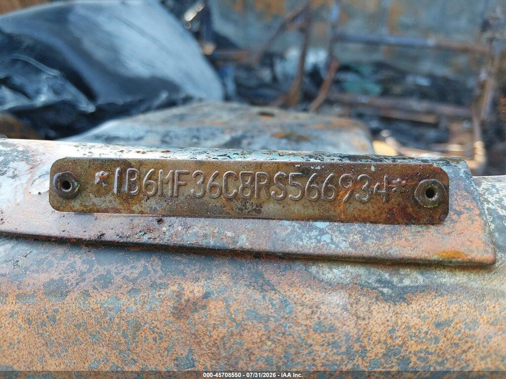 1B6MF36C8RS566934 1994 DODGE RAM 3500 photo no. 9