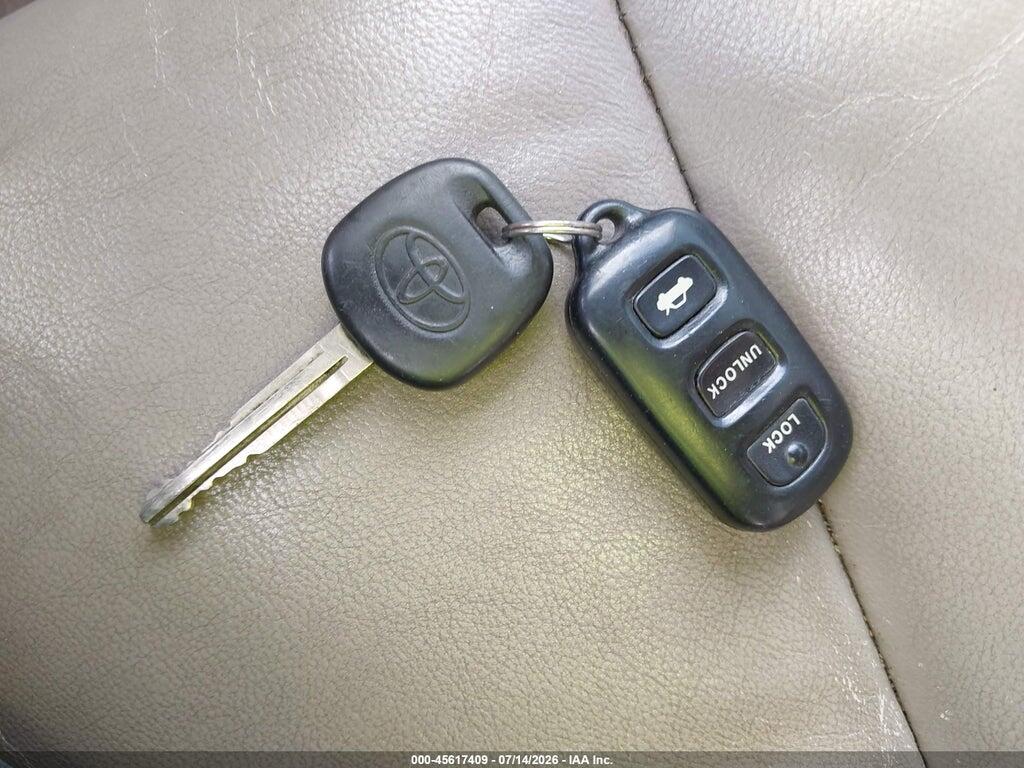4T1BE32KX3U249182 2003 TOYOTA CAMRY photo no. 11