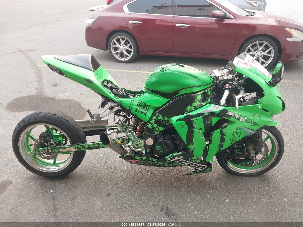 JKAZXCD196A014967 2006 KAWASAKI ZX1000 photo no. 11