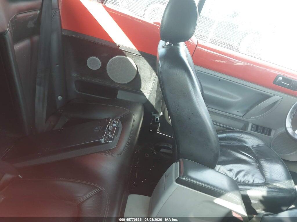 3VWCD21Y63M332394 2003 VOLKSWAGEN NEW BEETLE photo no. 8