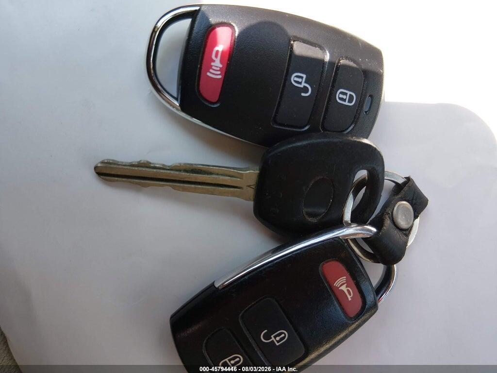 KNDMB233866079436 2006 KIA SEDONA photo no. 11