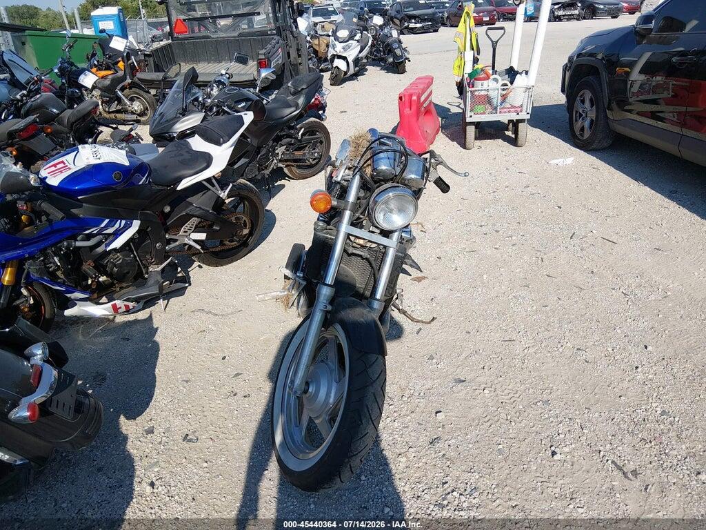 JH2RC4305RM004740 1994 HONDA VF750 photo no. 5
