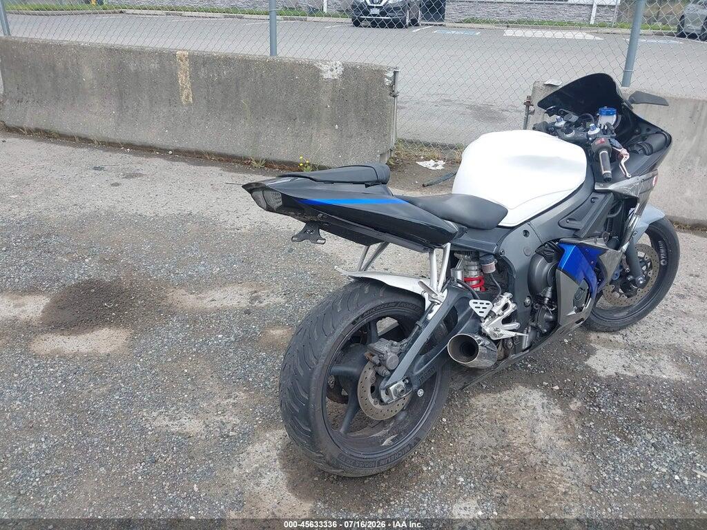 JYARJ06E93A005800 2003 YAMAHA YZFR6 photo no. 4