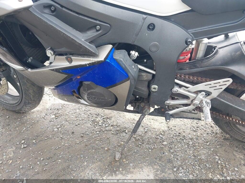JYARJ06E93A005800 2003 YAMAHA YZFR6 photo no. 9