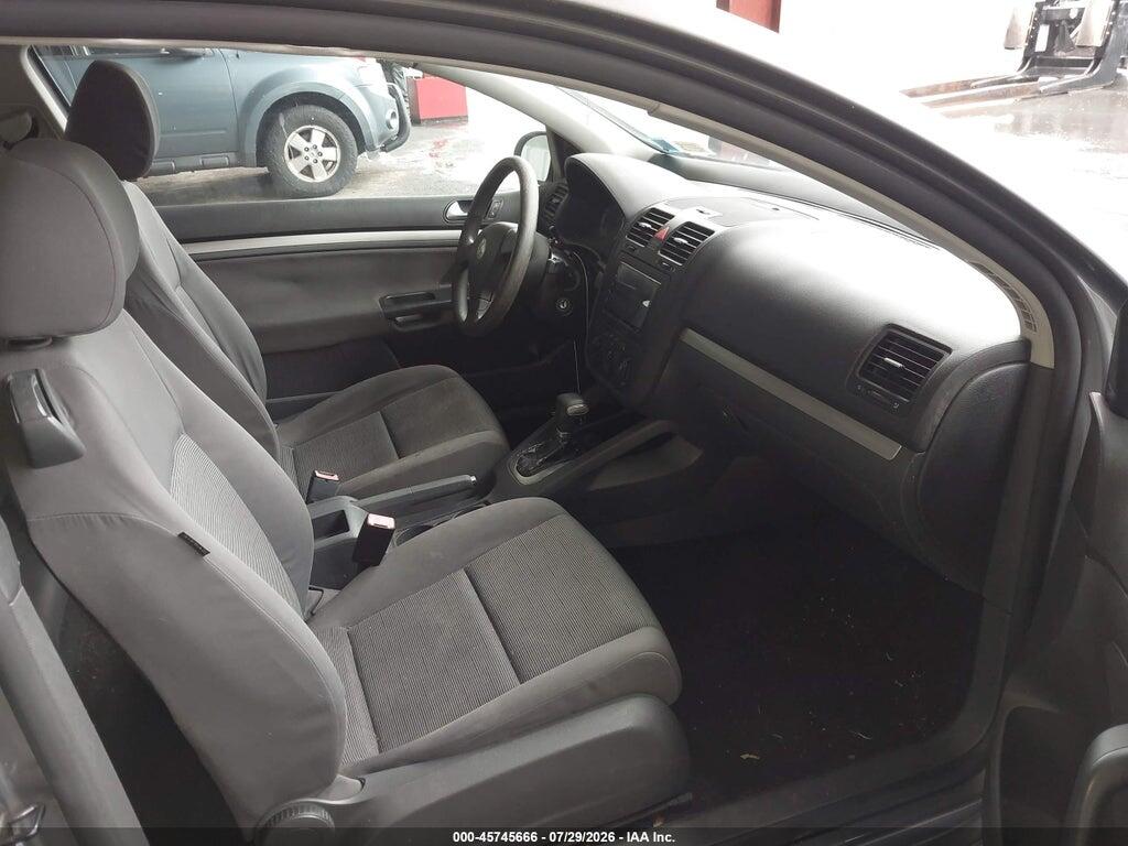 WVWBB71K49W010147 2009 VOLKSWAGEN RABBIT photo no. 5