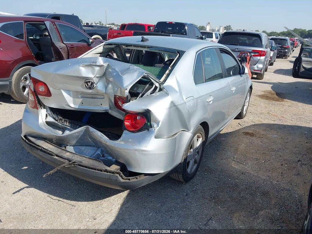 3VWRM71K39M168646 2009 VOLKSWAGEN JETTA photo no. 4