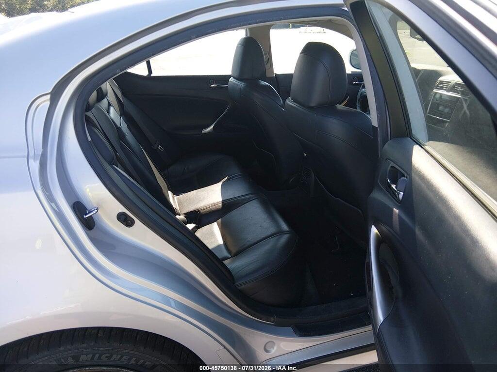 JTHCK262062002824 2006 LEXUS IS 250 photo no. 8