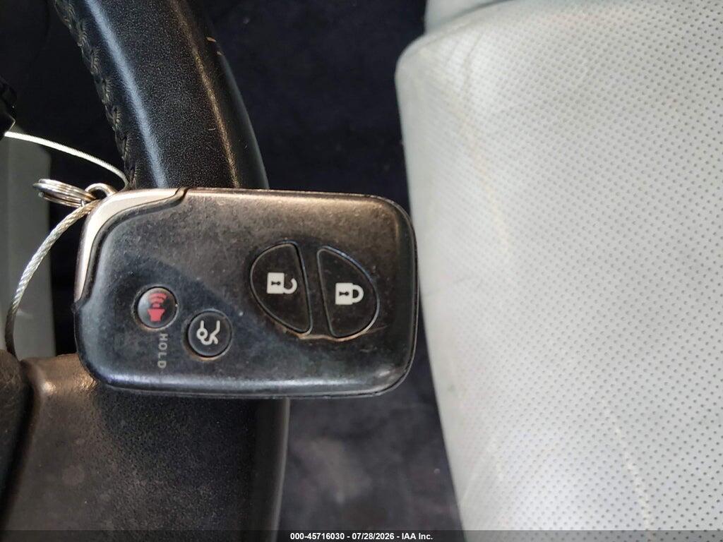 JTHCK262562001510 2006 LEXUS IS 250 photo no. 11