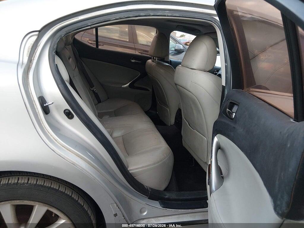 JTHCK262562001510 2006 LEXUS IS 250 photo no. 8