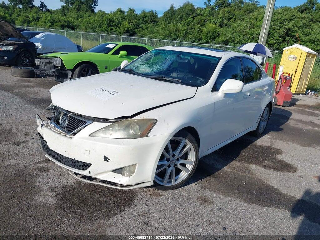JTHBK262X62013275 2006 LEXUS IS 250 photo no. 2