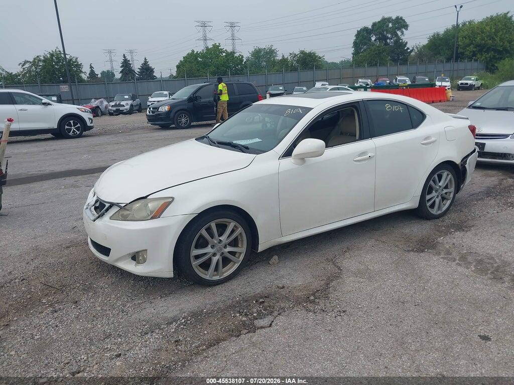 JTHBK262762018322 2006 LEXUS IS 250 photo no. 2
