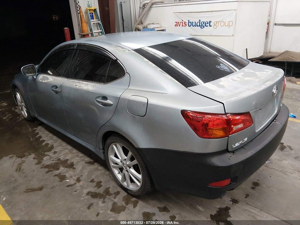 JTHBE262662006928 2006 LEXUS IS 350 photo no. 3