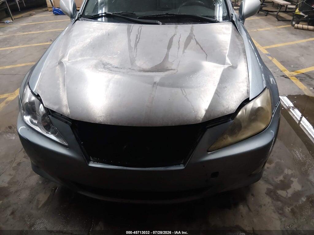 JTHBE262662006928 2006 LEXUS IS 350 photo no. 6