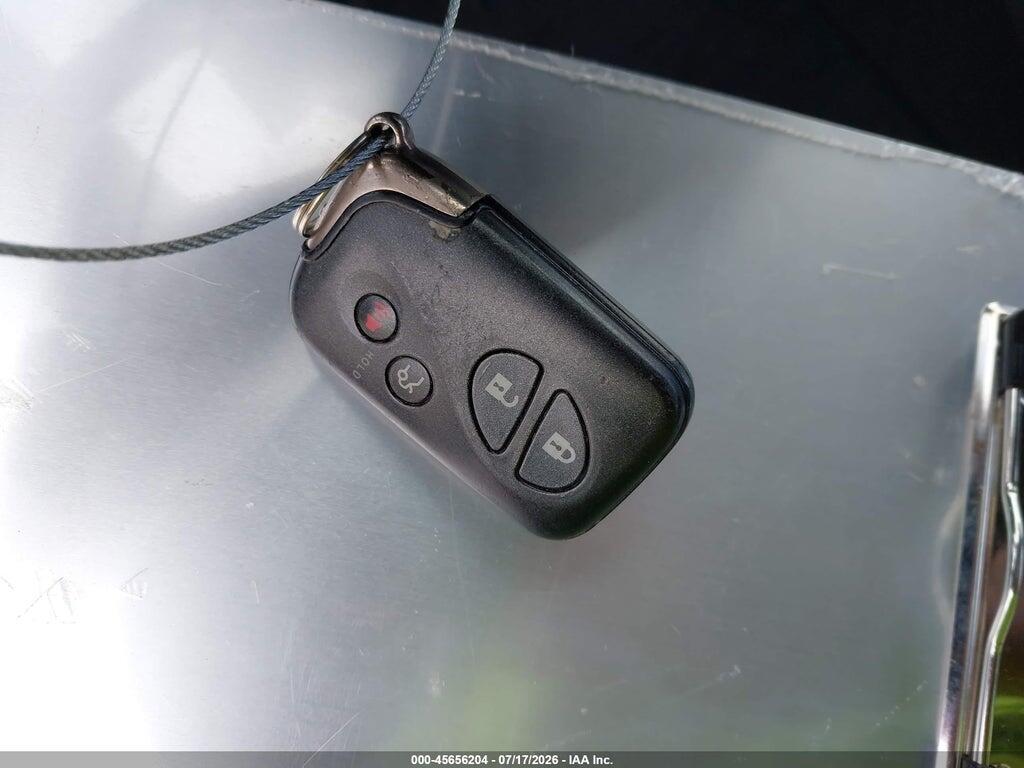 JTHBE262565005350 2006 LEXUS IS 350 photo no. 11