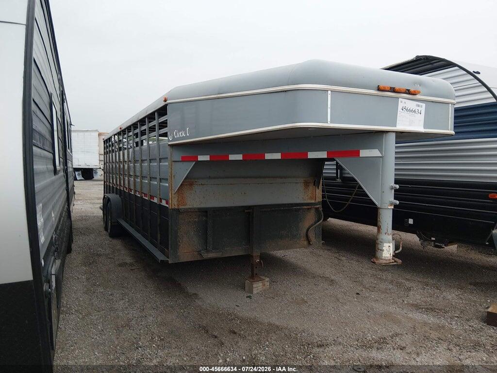 4D3SG322421009520 2002 * GOOSENECK TRAILER photo no. 1