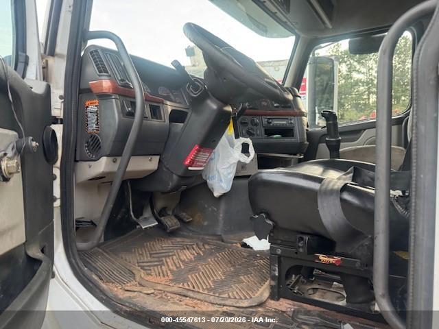 4V4NC9EJ69N285472 2009 VOLVO VN photo no. 5