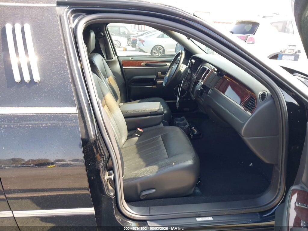 1L1FM88W76Y621314 2006 LINCOLN TOWN CAR photo no. 5