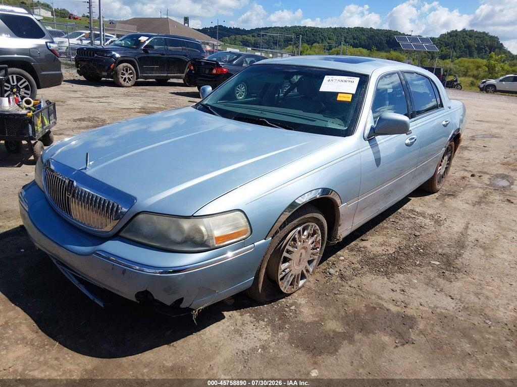 1LNHM82VX6Y629608 2006 LINCOLN TOWN CAR photo no. 2
