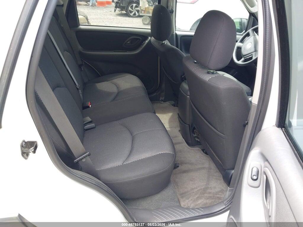 4F2YZ94146KM13536 2006 MAZDA TRIBUTE photo no. 8