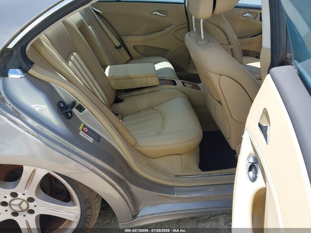 WDDDJ75X26A063493 2006 MERCEDES-BENZ CLS 500 photo no. 8