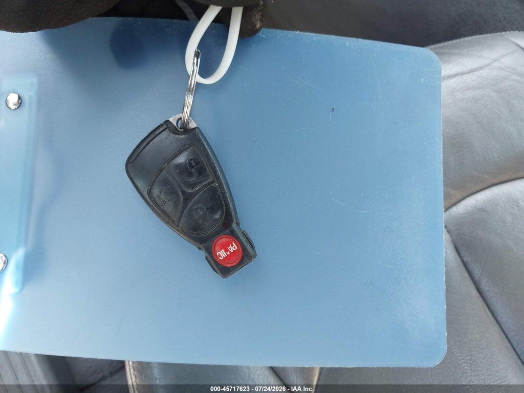 WDBTK56G06T064411 2006 MERCEDES-BENZ CLK 350 photo no. 11