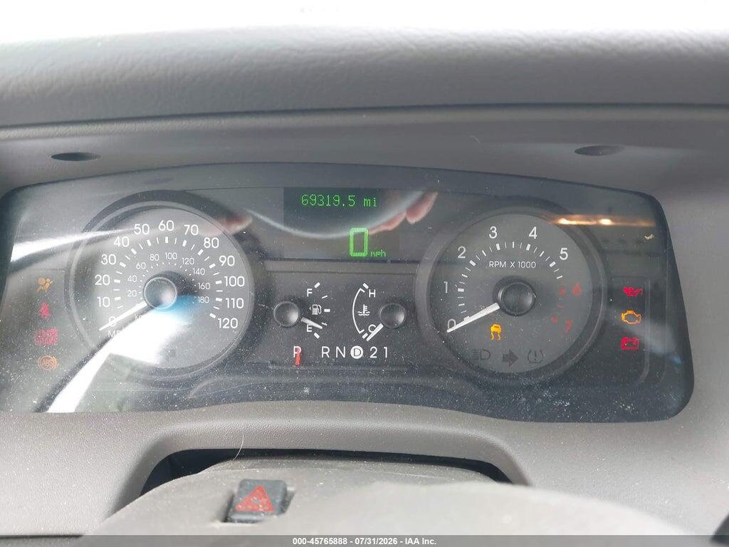 2MEFM75V76X611857 2006 MERCURY GRAND MARQUIS photo no. 7