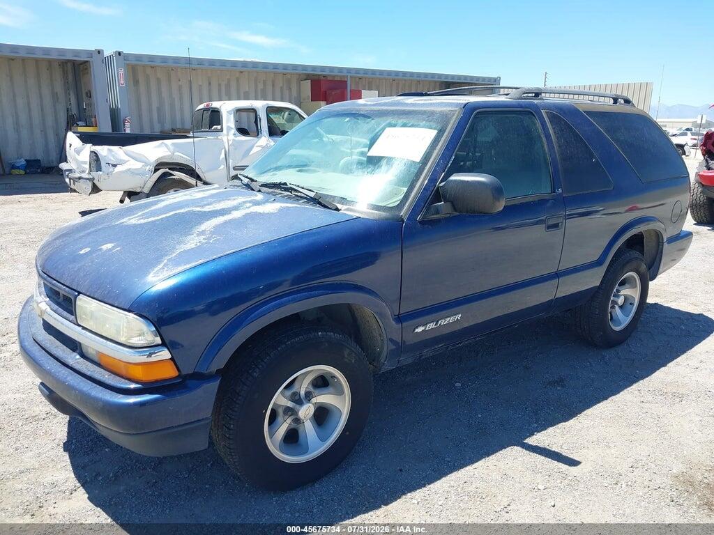 1GNCS18WX2K117217 2002 CHEVROLET BLAZER photo no. 2