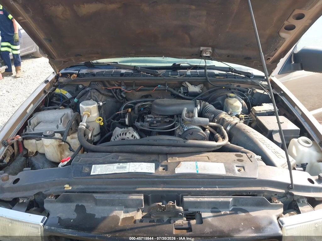 1GCCS19W928141836 2002 CHEVROLET S-10 photo no. 10